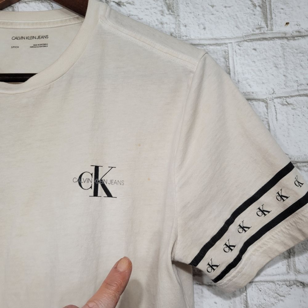 Calvin Klein Jeans vintage tee - Picture 5 of 13